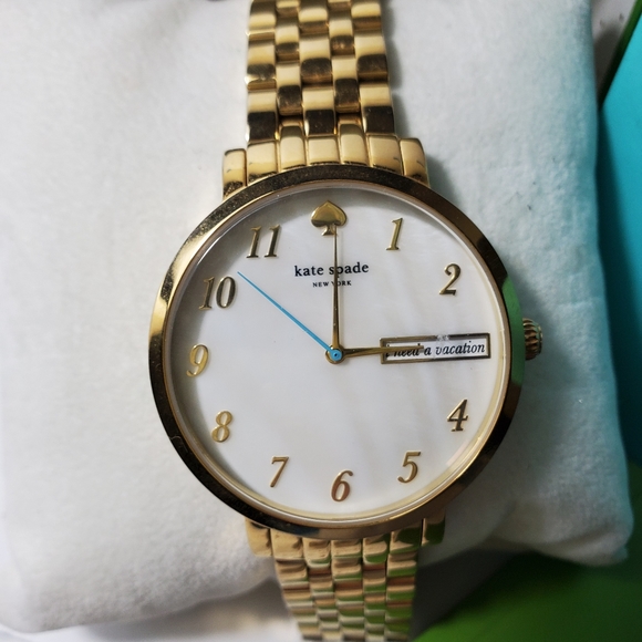 Watch - Picture 4 of 4